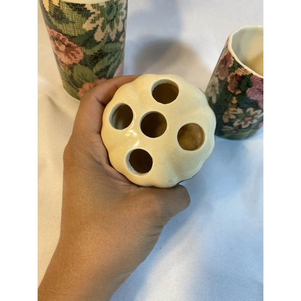 3 piece vintage FLORAL bathroom accessories soap dispenser cup toothbrush holder